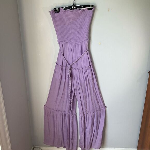 Love Tree Tiered Lavender Smocked Wide Leg Jumpsuit, M. - Picture 10 of 16
